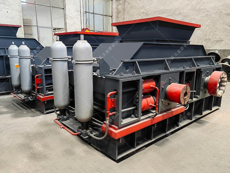 對輥機(jī)_小型對輥機(jī),磚廠用對輥機(jī)設(shè)備,對輥細(xì)碎機(jī),對滾破碎機(jī)價格